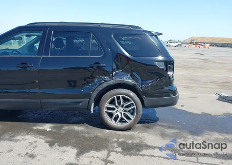 2017 Ford Explorer Sport z USA, uszkodzony, nr VIN 1FM5K8GT9HGC85696